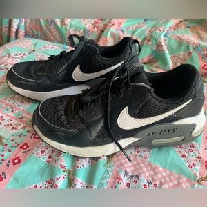 WOMENS NIKE AIR MAX SIZE 7, Black